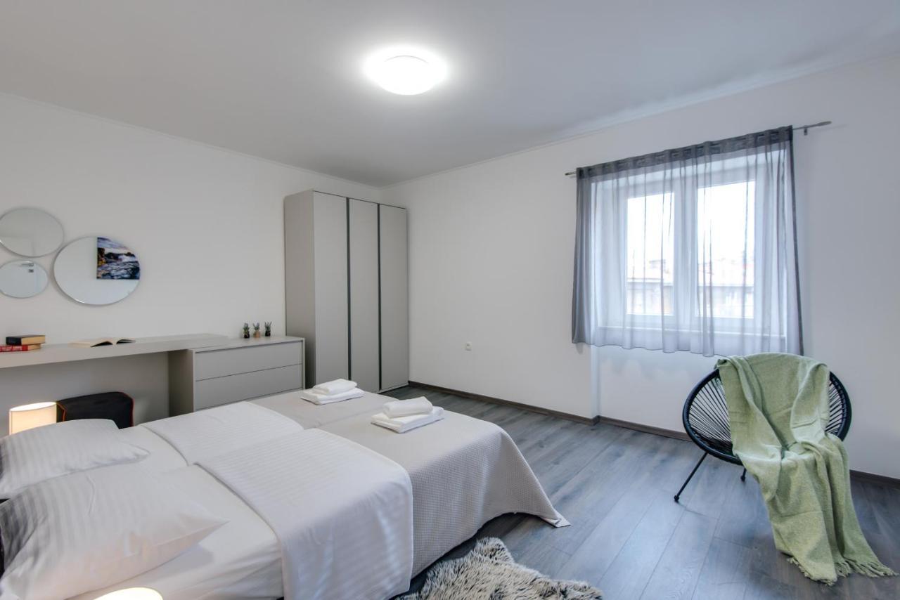 Apartments Sherri Rijeka Exterior photo